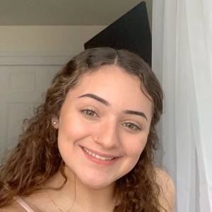 Meet your Posher, Chloe